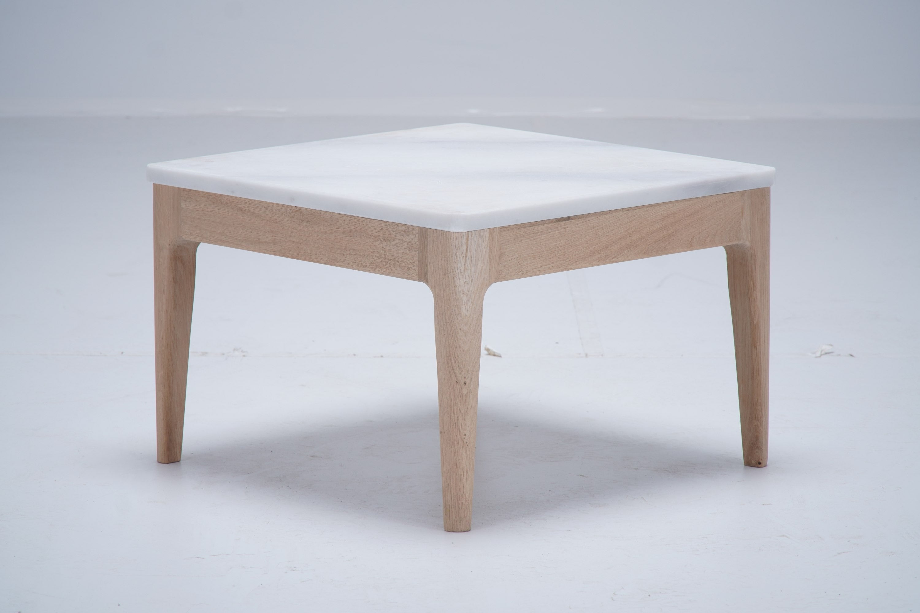 NATURE SIDE TABLE