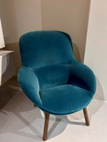 Load image into Gallery viewer, BONTEMPI LONG ISLAND ARMCHAIR VELVET TVE10, LEGS WALNUT L006
