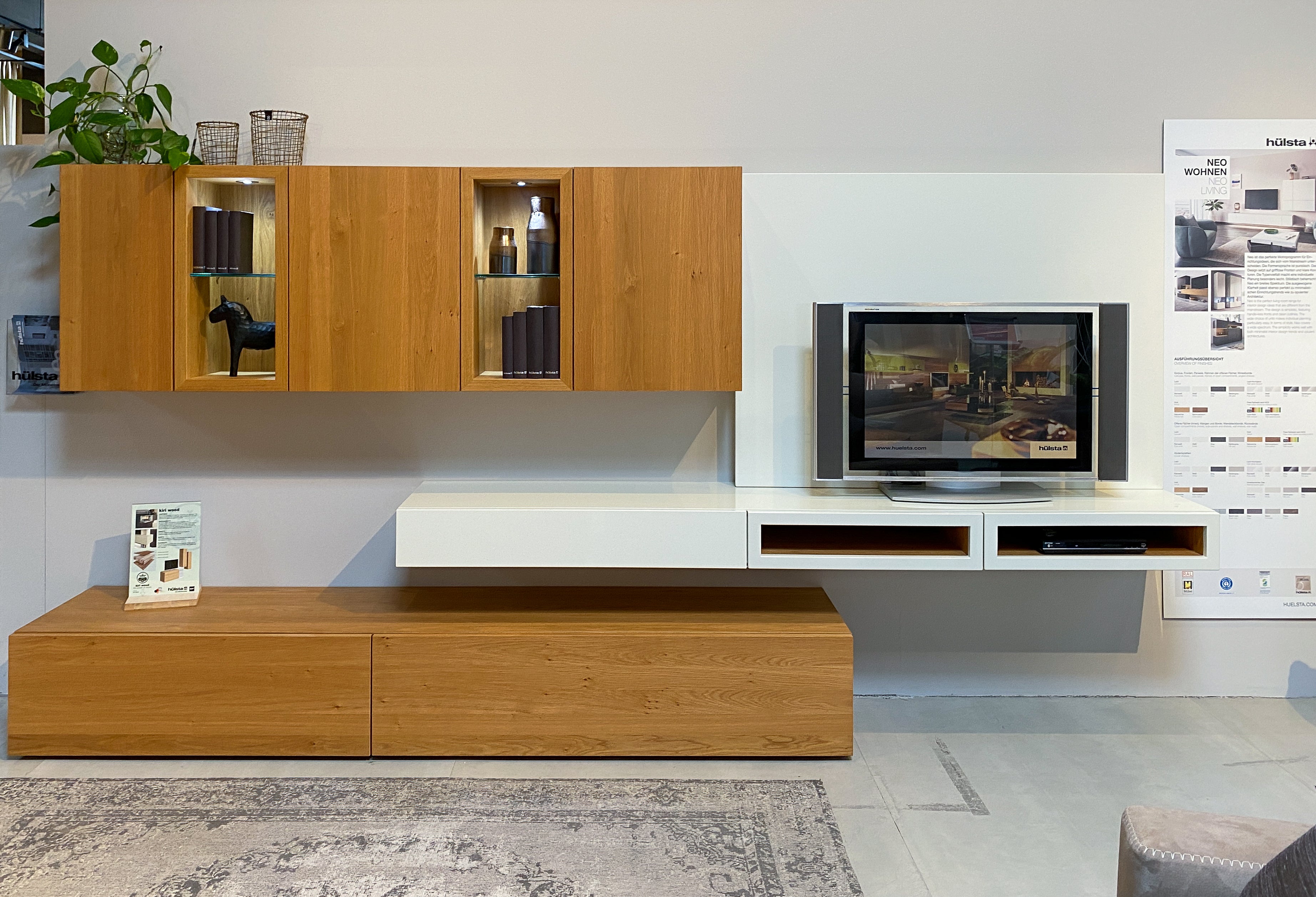 Hulsta Neo Tv Unit White Lacquer and Oak Natural – Joinwell Malta